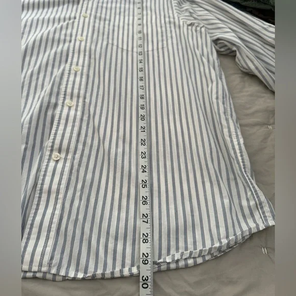 Eddie Bauer Button Down Shirt - Picture 4 of 5